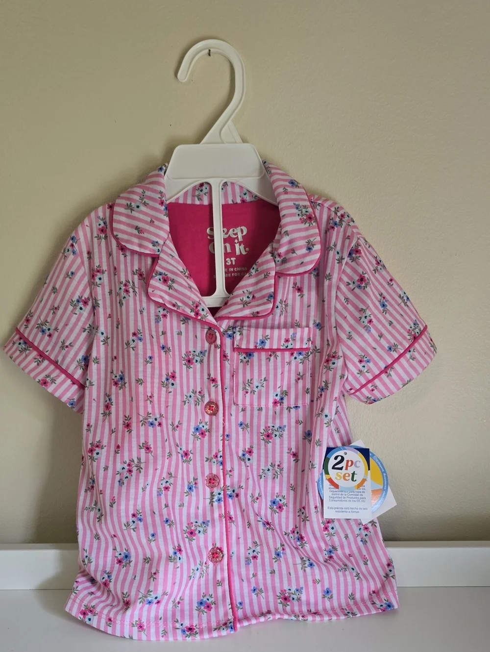Sleep On It NWT Pink Floral Stripe Kids Pajama Set
